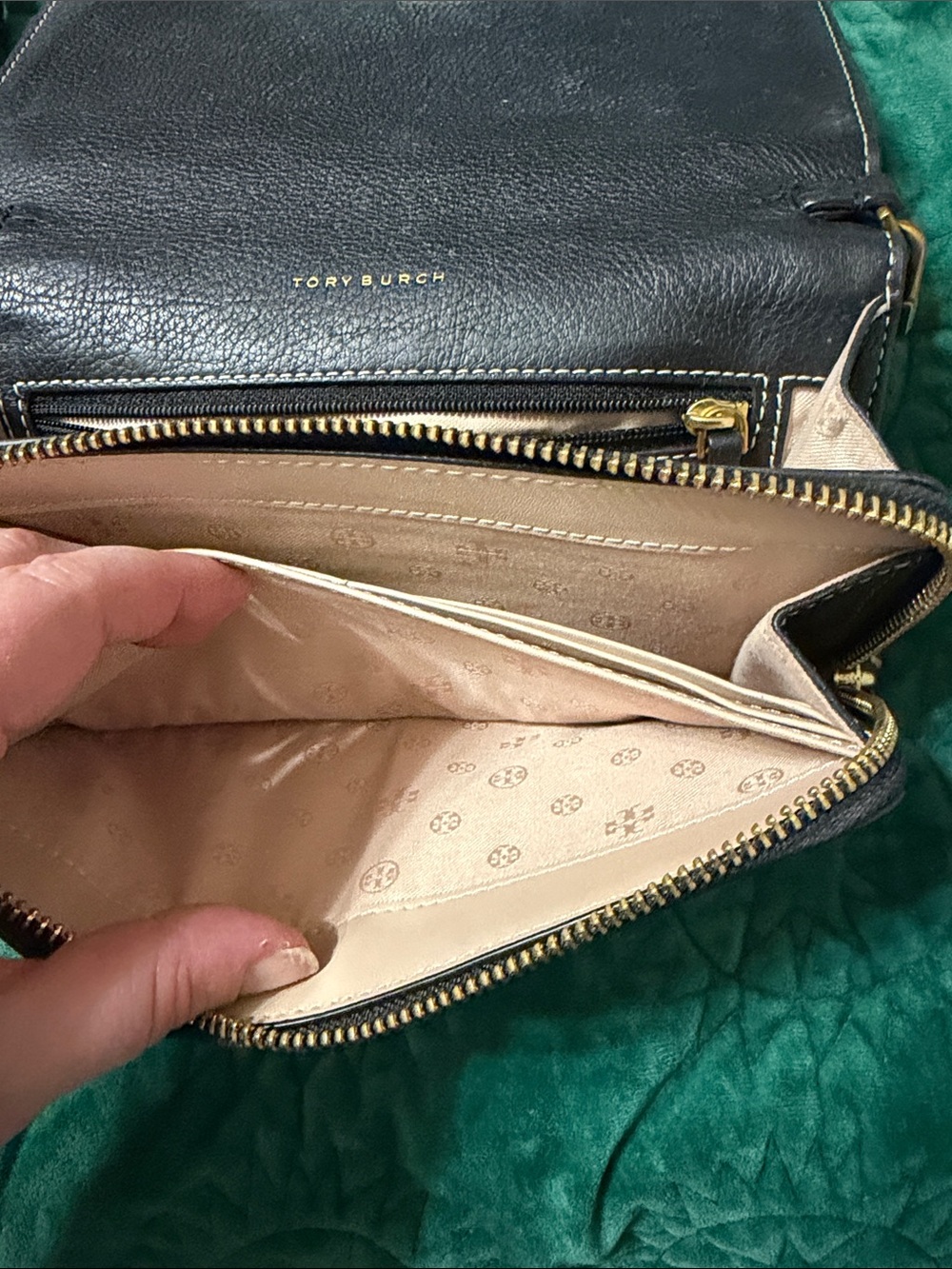 Tory Burch Black Leather Perforated Logo Crossbody - Picture 6 of 7